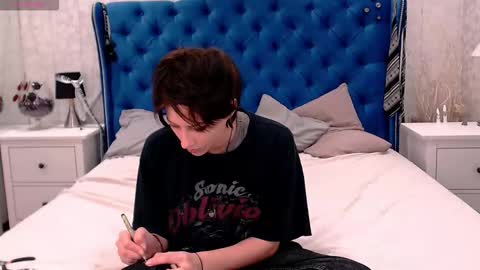 Via online show from December 3, 3:18 am