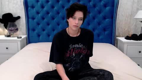 Via online show from October 21, 8:52 am