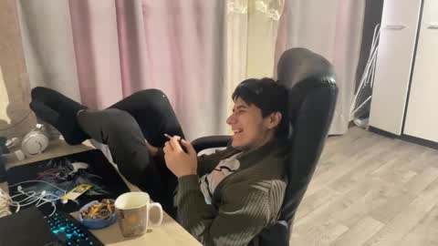 vialeras online show from November 9, 7:23 am