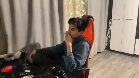 vialeras online show from February 1, 2:47 pm