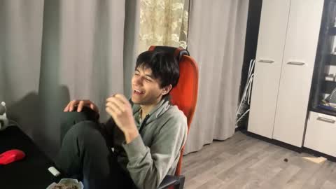 vialeras online show from February 16, 12:25 pm