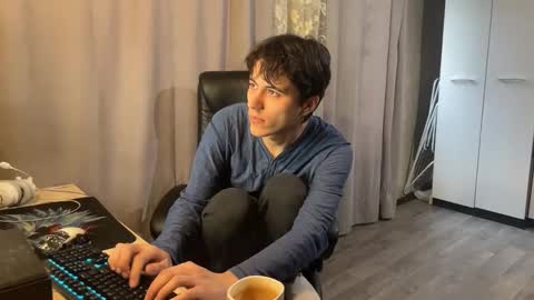 vialeras online show from November 25, 8:13 am