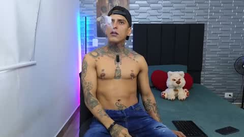 Victor cardenas online show from January 11, 7:59 pm