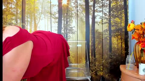 ViciousQueenu can call me Laura online show from December 1, 5:00 pm