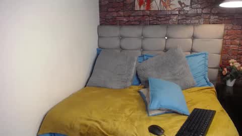 VICTORIA online show from March 9, 7:48 pm