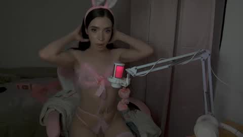 vickydoll28 online show from January 6, 5:52 am