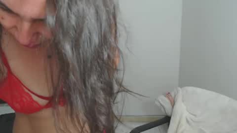 vickyjuice1 online show from January 28, 12:05 am