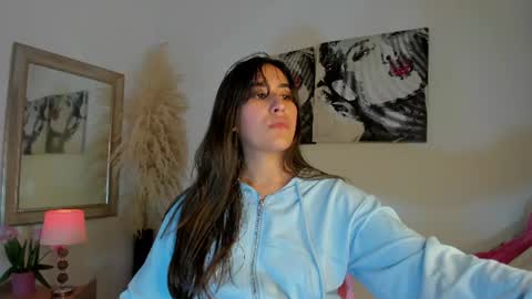 Victoria online show from June 19, 3:45 am