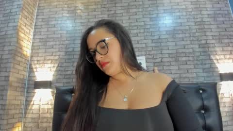 victorira online show from January 5, 7:06 pm