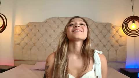  Victoria for you  online show from December 15, 3:24 am