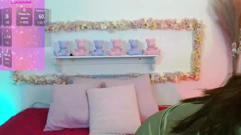 victoria_cherry_ online show from September 25, 12:01 pm