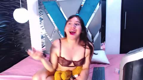 Victoria online show from September 9, 1:33 pm