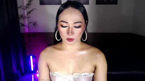 Victoria online show from April 10, 11:04 am