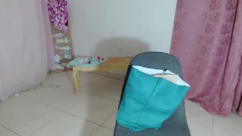 VICKY online show from March 7, 4:33 pm