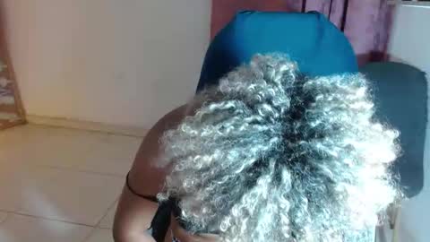 VICKY online show from March 6, 1:27 am