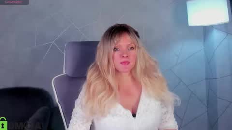 Victoria My schedule for the week 2 GMT 3am-9am TuWeThFrSa online show from March 21, 1:22 am