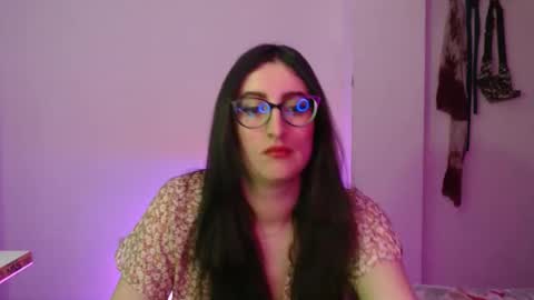 Victoria online show from October 20, 9:20 pm