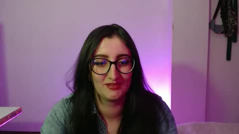 Victoria online show from November 5, 8:44 pm