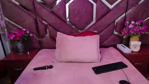 Snapshot of victoria_rossy_ chatting on March 3, 7:17 pm Victoria online show from March 3, 7:17 pm