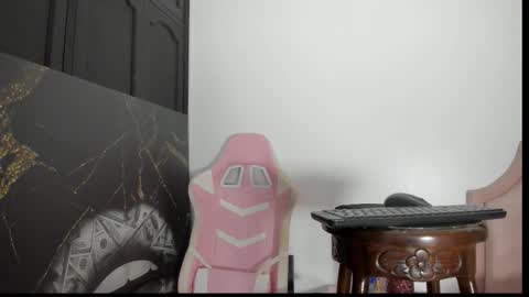 victoria_sweets_ online show from February 13, 9:40 pm