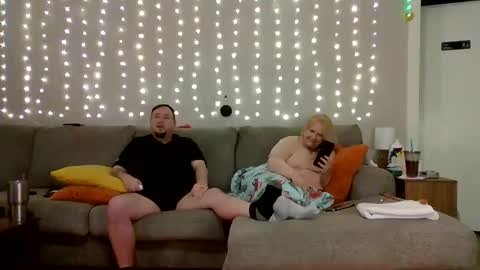 Victoria and Jesse online show from February 23, 12:08 am