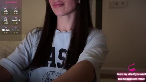 Snapshot of victoriachance chatting on December 2, 6:38 pm Victoria  means victory... always online show from December 2, 6:38 pm