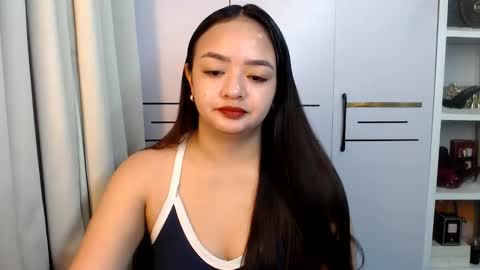 Victoria Harper online show from May 7, 5:25 am