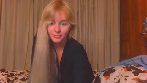 Eva and Victor online show from February 1, 2:03 pm