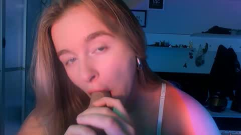 Eva and Victor online show from September 17, 5:11 am