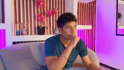 Victory online show from April 7, 8:33 pm