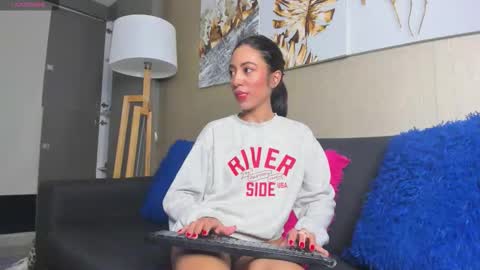 Victtoria Santini online show from October 27, 10:54 pm