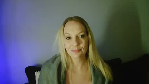 AllAmerican online show from December 13, 6:10 am