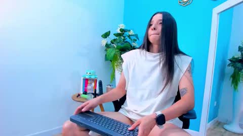 viictoriiasaenz online show from March 4, 7:27 am