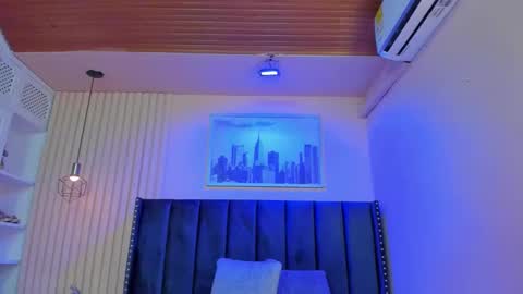 Viiolett online show from November 4, 9:27 pm