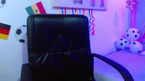 viioleta online show from June 25, 12:43 pm