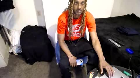 viizin online show from March 3, 12:50 am