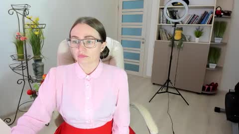 Ukrainian-woman online show from January 11, 12:22 pm