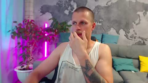 vikingchrisss online show from August 1, 11:01 am