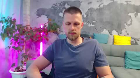 vikingchrisss online show from June 16, 11:14 am