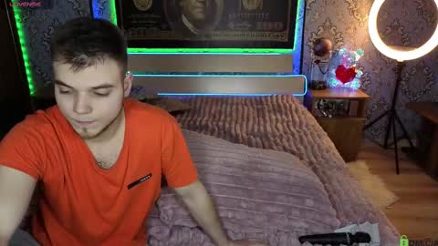 Snapshot of vikki_and_george chatting on March 12, 10:07 pm vikki and george online show from March 12, 10:07 pm