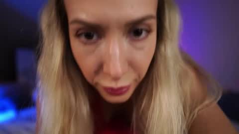 VIKKI online show from November 13, 9:45 am