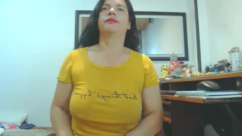 VIKKKTORIAAA online show from September 18, 5:22 am