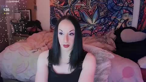 vikskikat online show from February 14, 7:16 pm