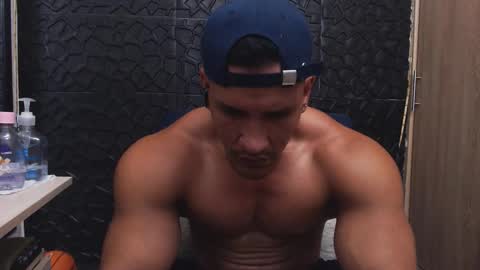 Viktor Herrera online show from October 27, 3:56 pm