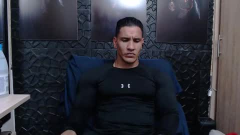 Viktor Herrera online show from March 13, 11:41 pm