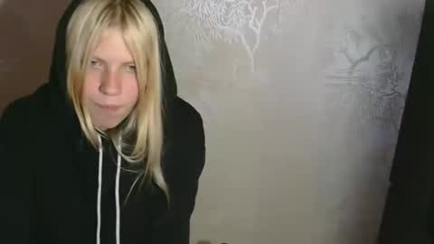 viktoria20502 online show from October 14, 10:13 pm