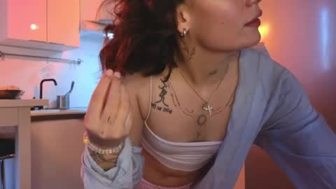 viktoriamoore online show from May 21, 1:34 am