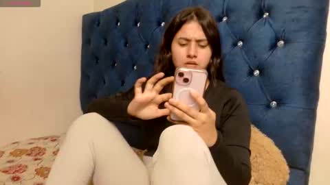 vikysexy28 online show from February 1, 2:19 am