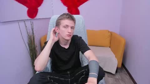Vince online show from June 26, 1:38 pm