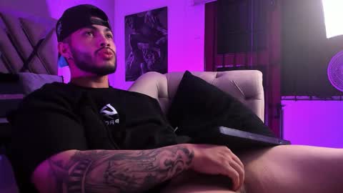 Vincent online show from January 13, 4:53 am